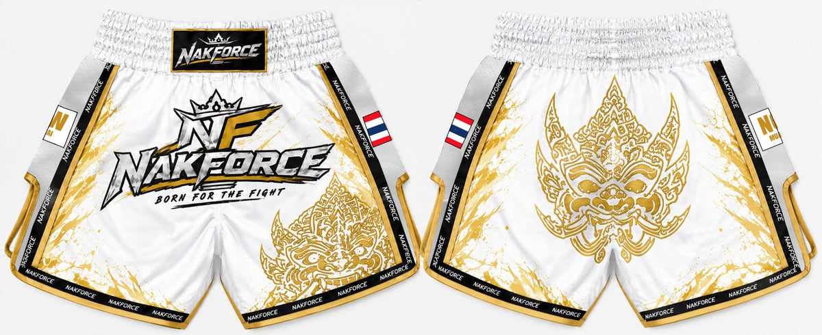 Short Muay Thaï NAKFORCE – Noir/Or & Blanc/Or